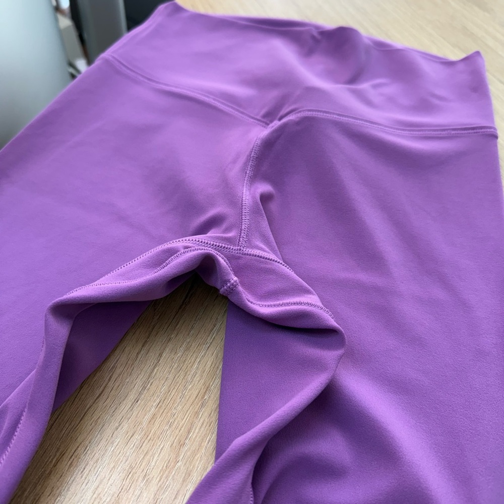 Vuori AllTheForm Leggings NWOT - Picture 4 of 5